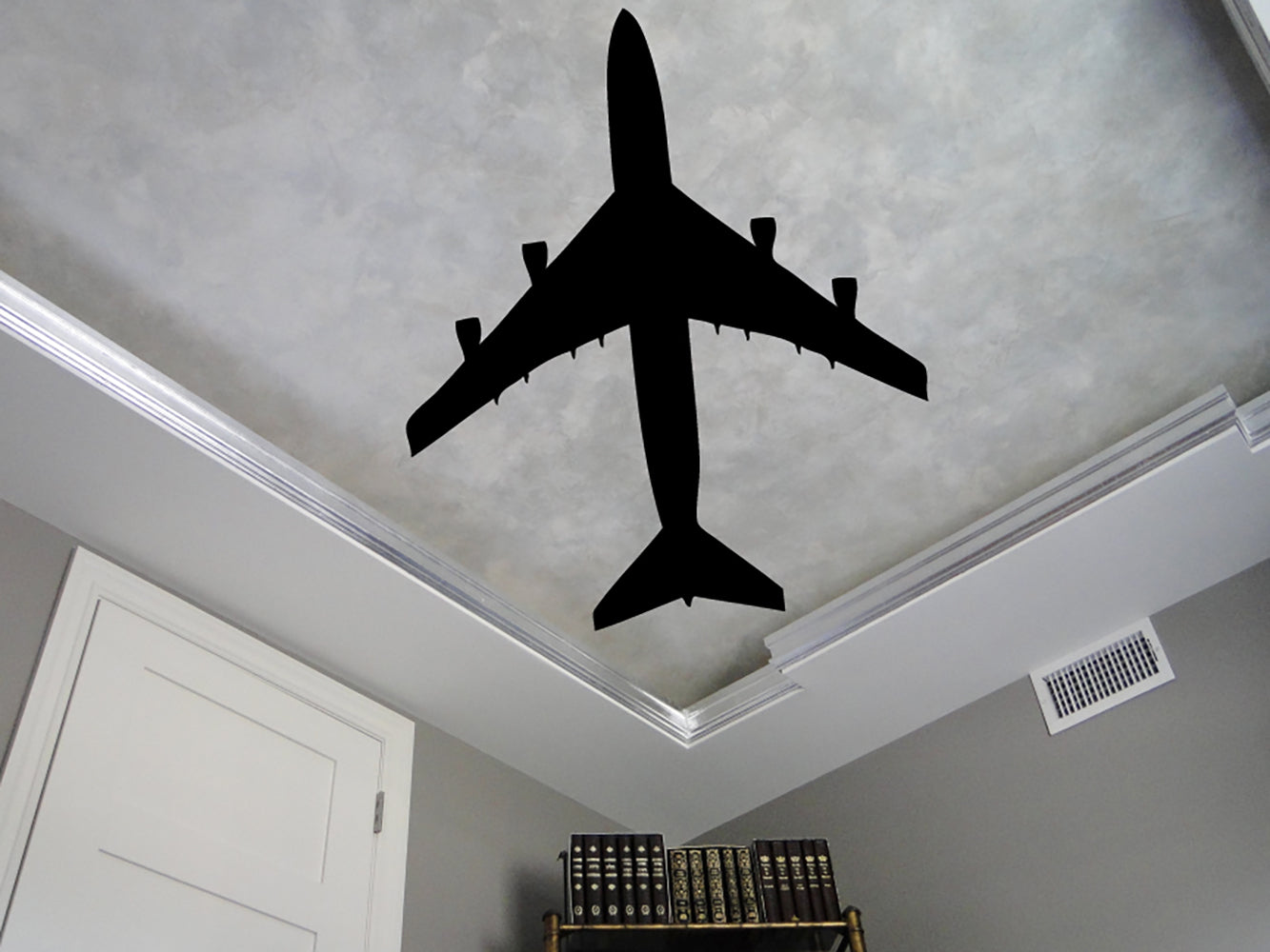 B-747 Airplane Jumbo Jet Flyover Silhouette Vinyl Wall Decal